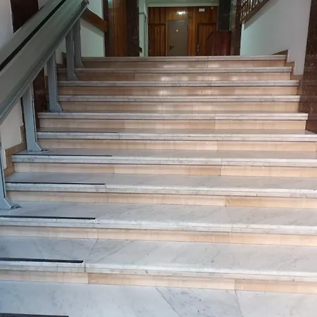 Atic شقة *